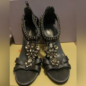 Vera Wang Lavender Label Size 6 Haylee Satin Heels